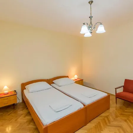 Hans شقة Primošten